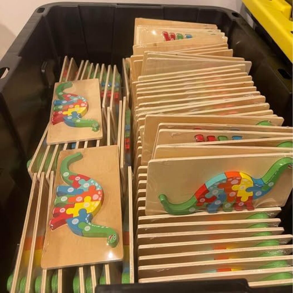 Lot of 120 of Wooden Dinosour Puzzles